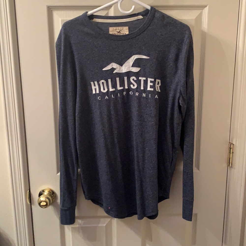 Hollister Long sleeve shirt. Medium, blue & white